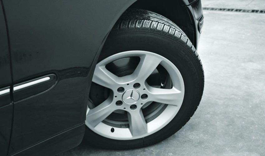 Painting and Sealing Garage Floors