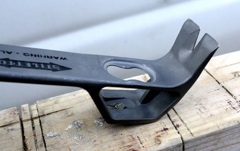 high-leverage nail puller