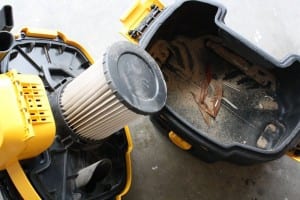DeWalt DC500 2 gallon vacuum filter2