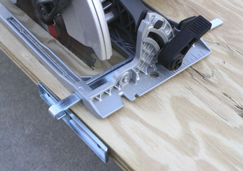 Porter Cable PC15TCSMK 15A circular saw rip guide