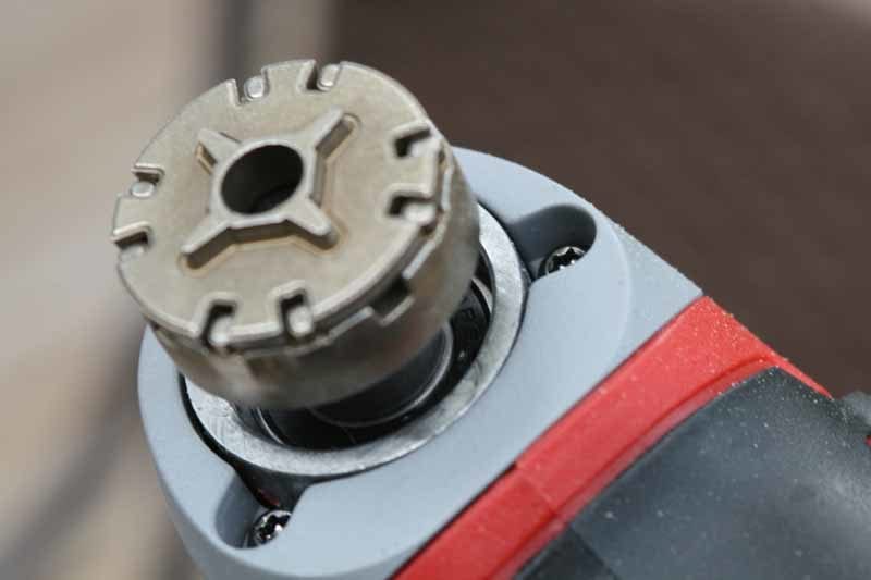 Milwaukee 2426-22 M12 Multi-tool Kit feature -1