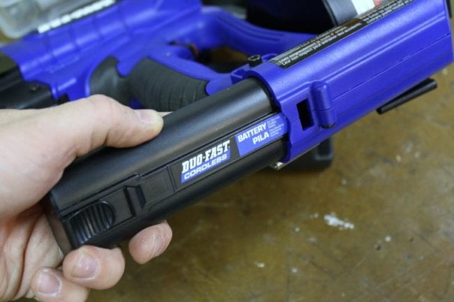 Duo-Fast DFCR175C Cordless Roofing Coil Nailer feature -2