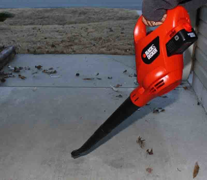 Black & Decker 18V Hard Surface Sweeper & Blower application