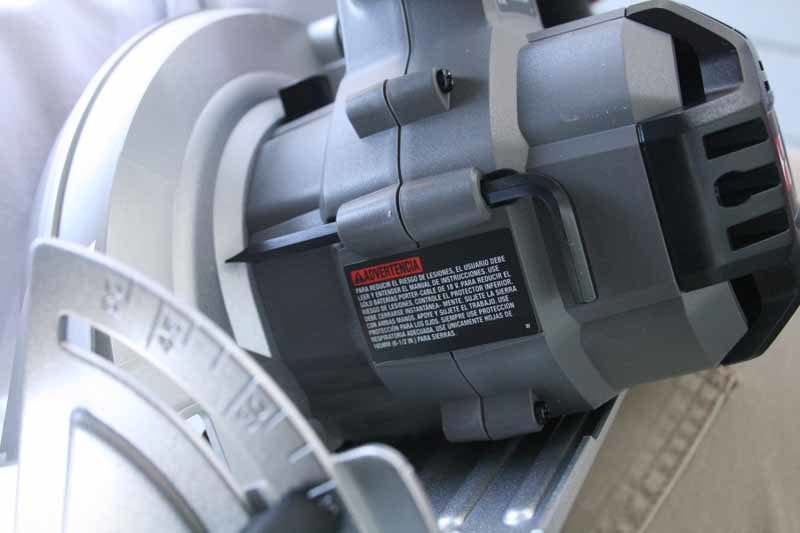 Porter Cable PCL418C-2 circular saw feature -2