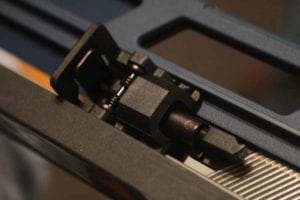 Bosch FNA250-15 15 ga Angled Finish Nailer feature 2