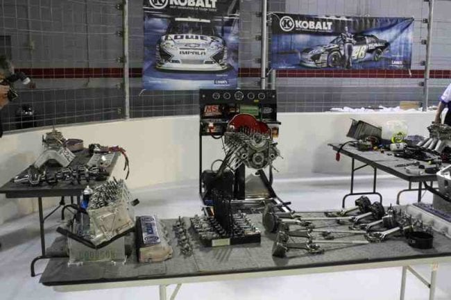 Kobalt R07 Small Block Chevy