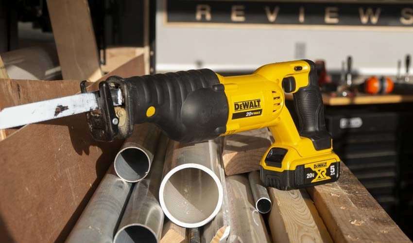 DeWalt DCS380 20V Max Reciprocating Saw