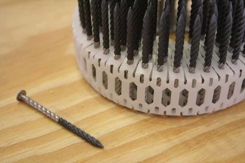 Paslode TetraGrip fastener