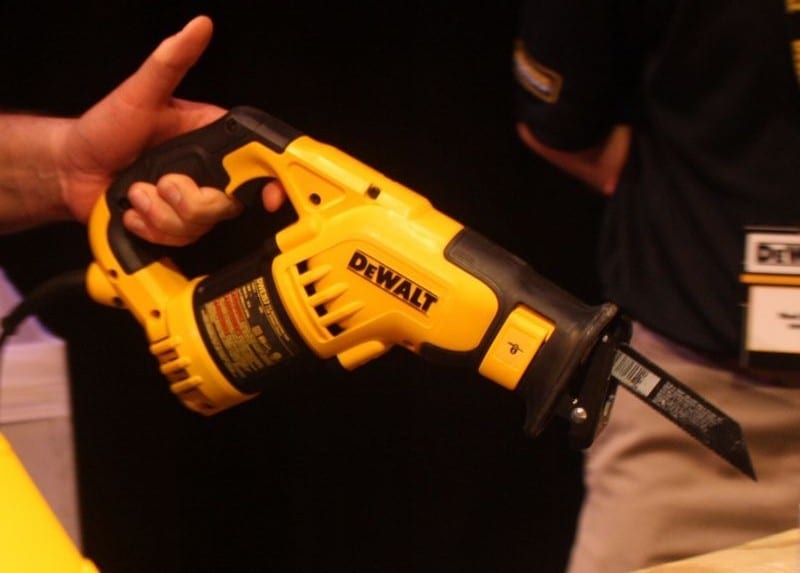 DeWalt DWE357 Reciprocating Saw