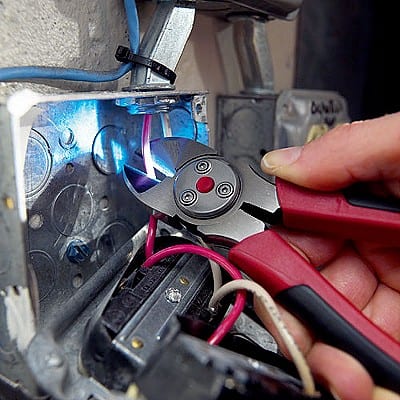 Craftsman LED Lighted Pliers cutting