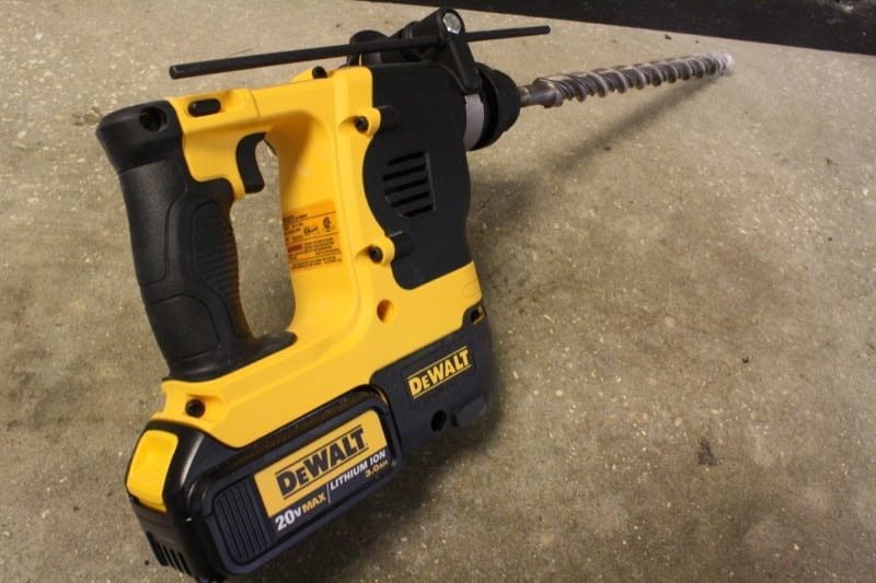 DeWalt DCH213L2 20V Max SDS Rotary Hammer