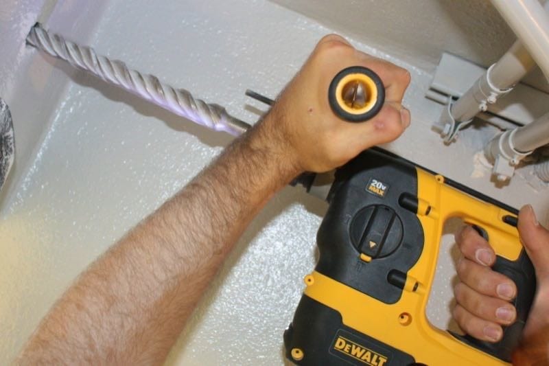 DeWalt DCH213L2 20V Max SDS Rotary Hammer drilling