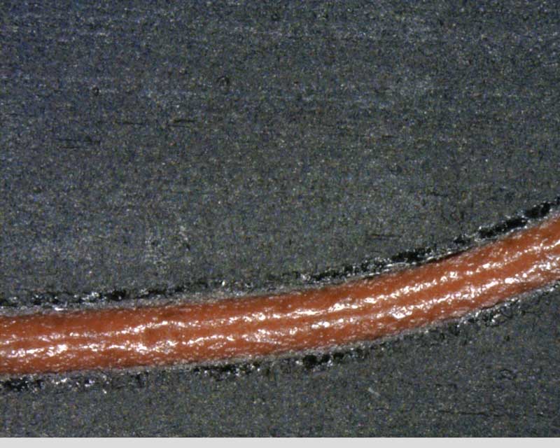 Tenryu filled vibration slot on a thin kerf miter saw blade