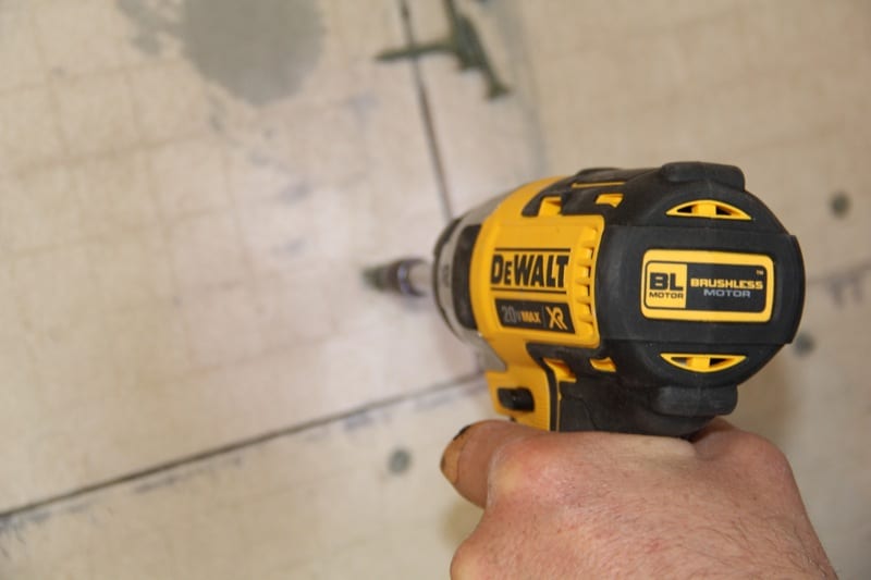 DeWalt DCF886M2 brushless