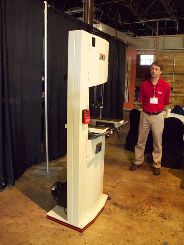 Jet Tools 14โ Steel Frame Bandsaw