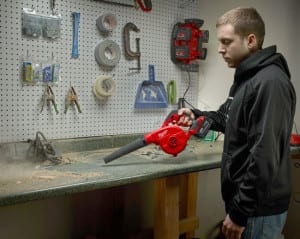 Milwaukee-M18-Air-Blower-in-Action