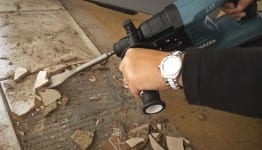 Makita HRH01ZX2 36V rotary hammer chipping
