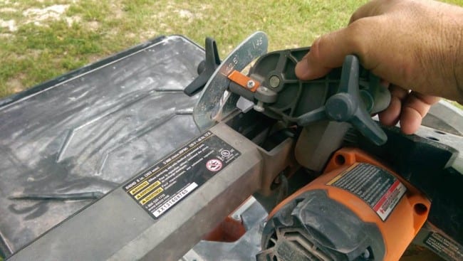 Setting the angle of the blade was very easy.