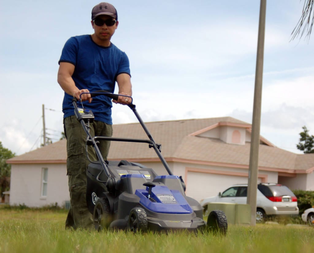 Kobalt 40V Mower Action