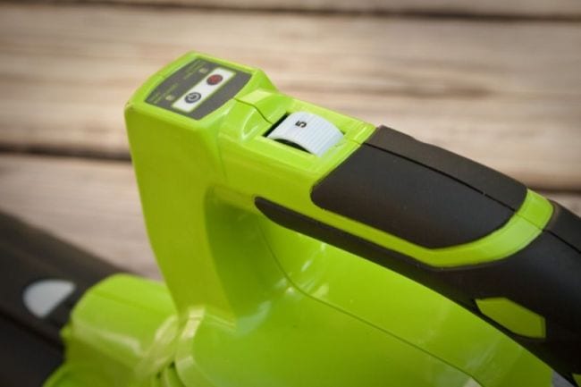 GreenWorks blower power switch and speed dial