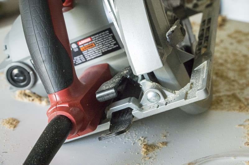 skilsaw magnesium sidewinder saw rear