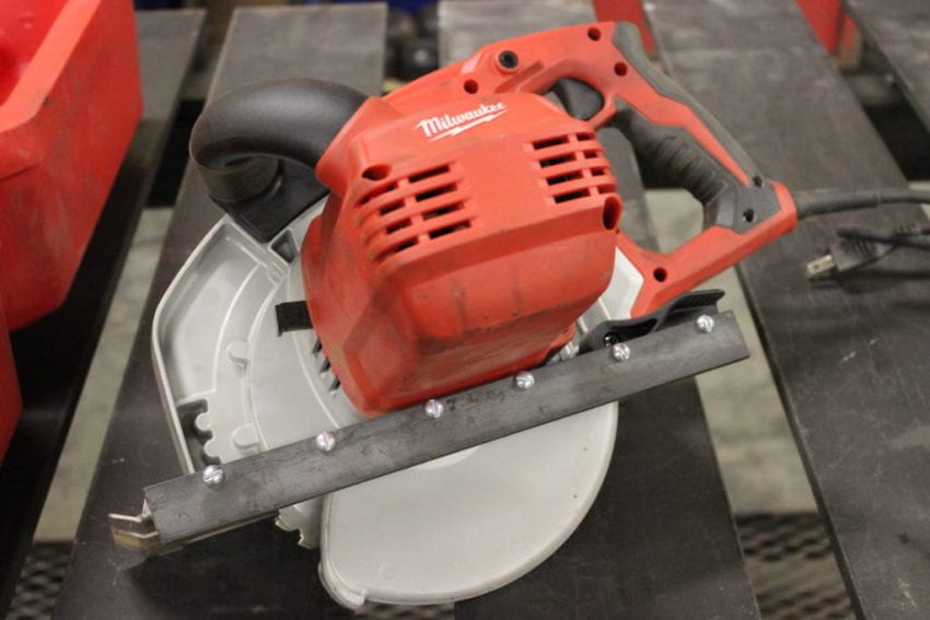 Milwaukee 6370 flat bar fence 2