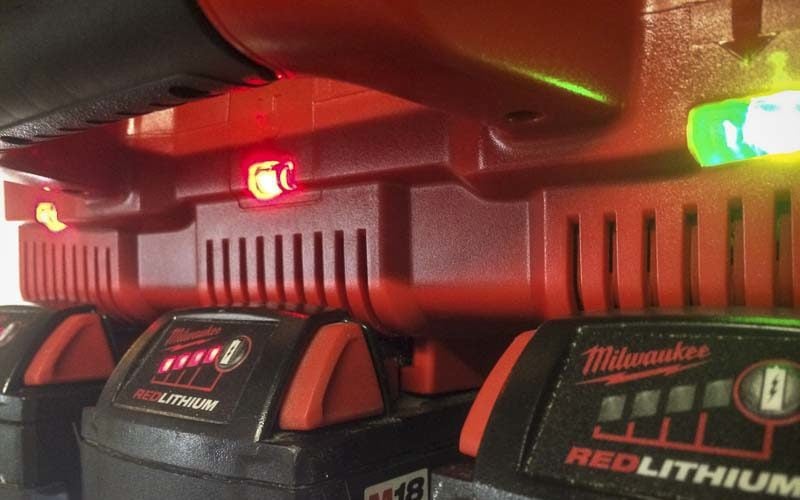 milwaukee m12 m18 rapid charger leds