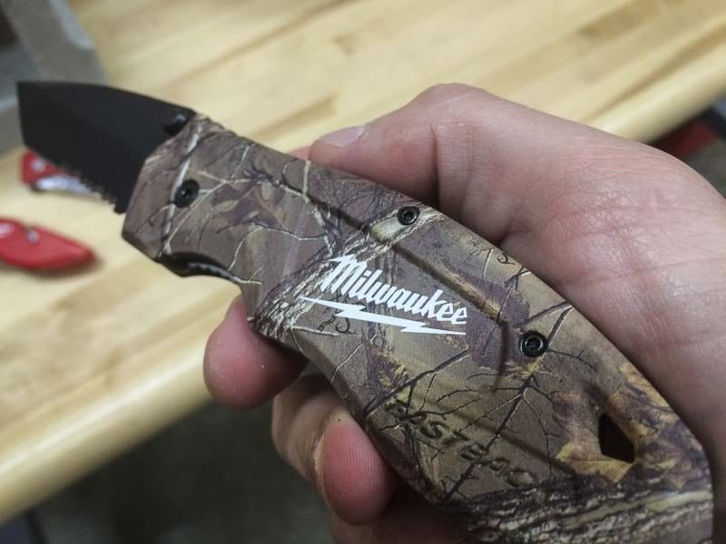 Milwaukee Fastback Assisted RealTree Camo