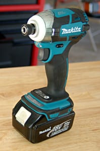 Makita XDT09M Profile