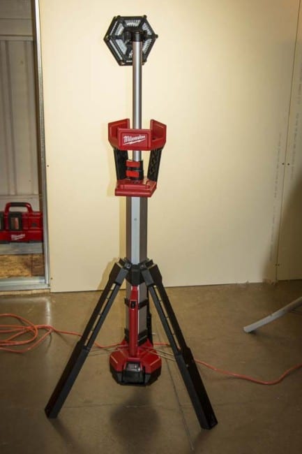 Milwaukee M18 Stand Light