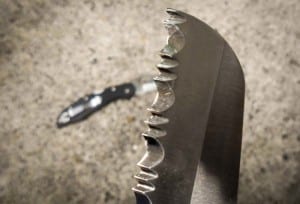 Byrd Rescue 2 Knife serration