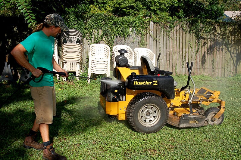 Powerhorse 3000 PSI Pressure Washer Mower Cleaning