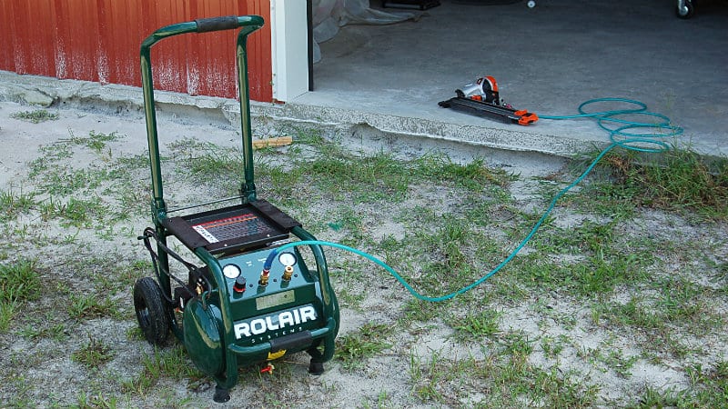 Pneumatic Vs Cordless Nailers: What's the Best Choice?