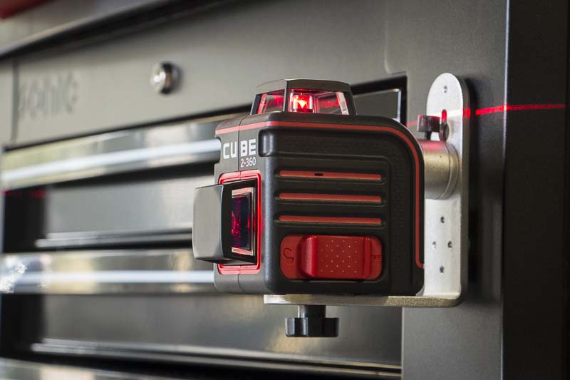 AdirPro Cube 2-360 cross line laser mount