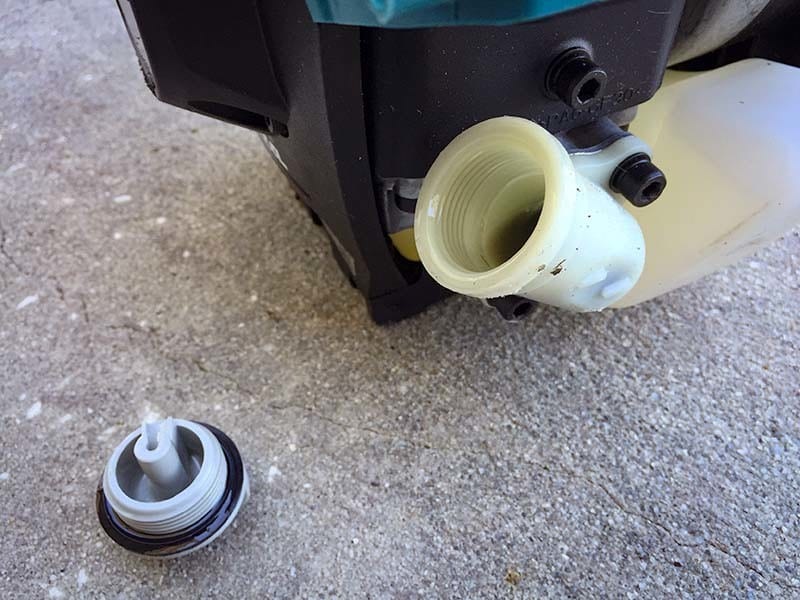 Makita EM2650LH 4-Stroke String Trimmer Gas Tank