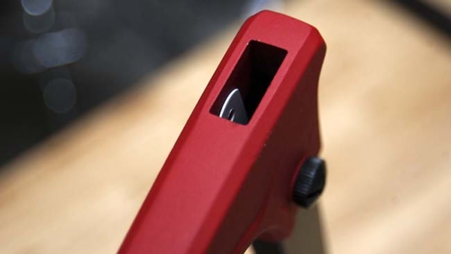 Milwaukee High-Tension Hacksaw Blade Storage