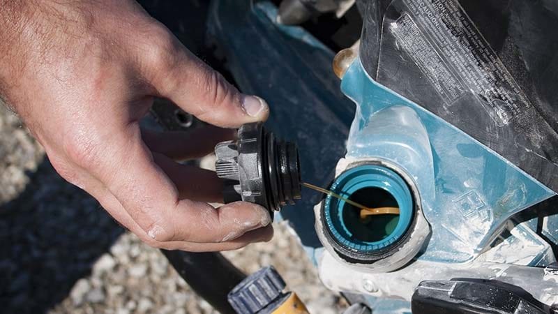 Makita EK7651H 4-Stroke Power Cutter Fuel