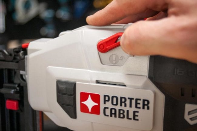 Porter-Cable 20V Max 16 Gauge Finish Nailer jam release