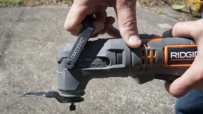 Ridgid JobMax 12V Multi-Tool Accessory Change