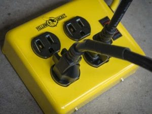 Yellow Jacket 2177N 4-outlet metal power block