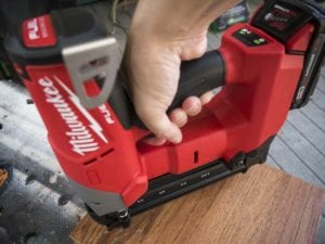 Milwaukee M18 18-gauge finish nailer use2