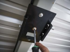 RoboReel air hose mounting plate