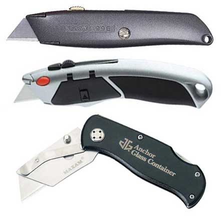 6 Methods for Cutting Drywall