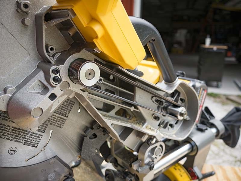 DeWalt FlexVolt 120V Max Sliding Miter Saw Belt Drive
