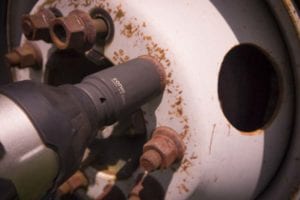 Impact Socket removing wheel_2