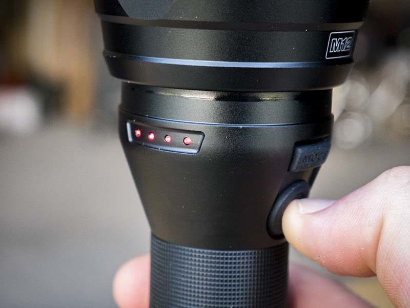 Milwaukee M12 LED Metal Flashlight 07