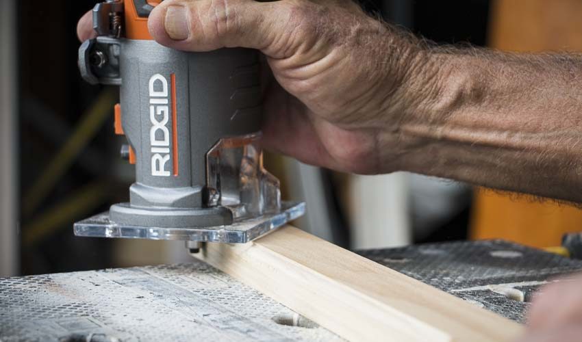 Ridgid cordless trim router pull