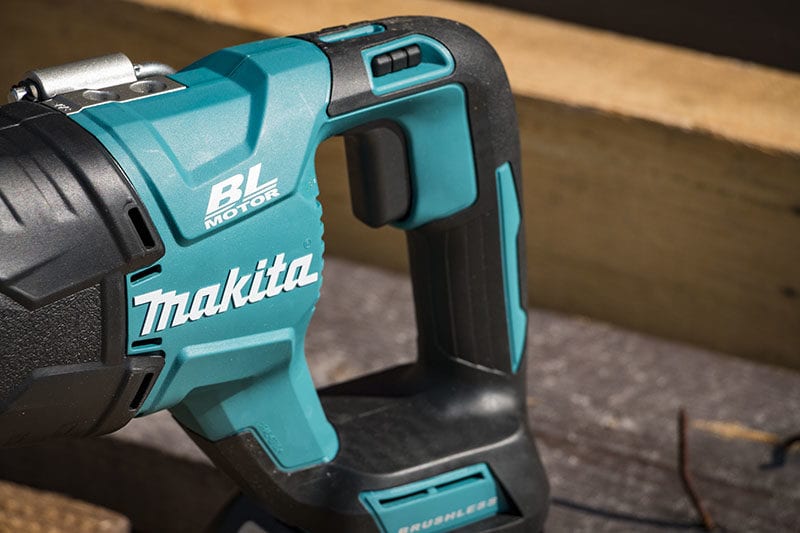 Makita XRJ05 18V LXT Brushless Recipro Saw Review