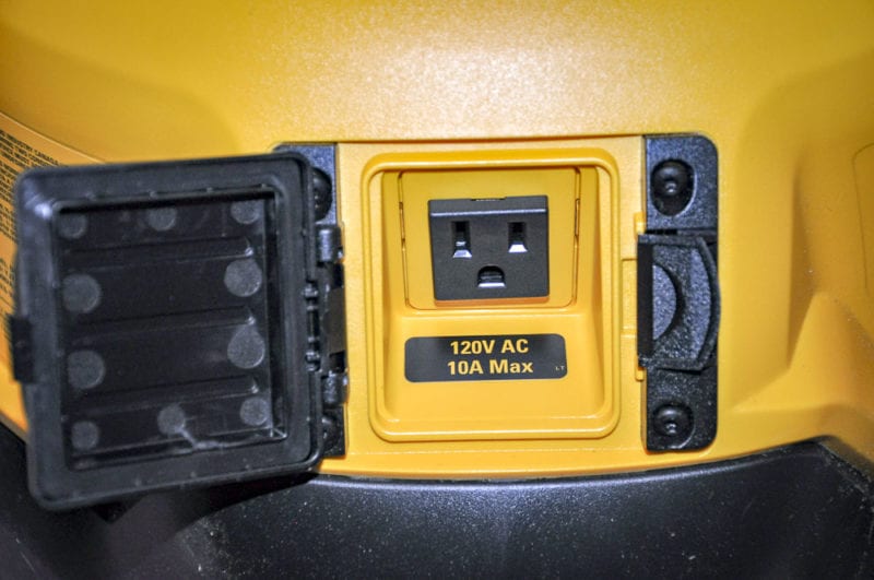 DeWalt DCL070 20V Max Area Light