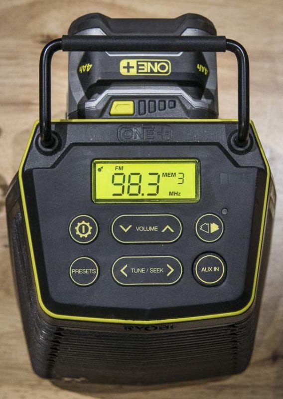 RYOBI Score P760 FM radio